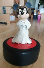 Disney: Star Wars Weekends - Minnie Mouse Leia Figurine by Costa Alavezos (2011) picture