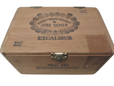 Limited Edition Hoyo De Monterrey de Jose Gener Excalibur Wood Cigar Box No 3 picture