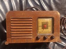 VINTAGE PHILCO 40-120 TUBE AM Radio POLICE  table WOOD CASE PRE WAR 1940 picture