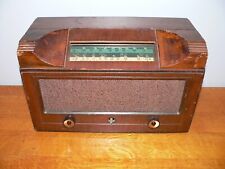 Vintage Westinghouse model N-202 Wood Cabinet AM/SW Vacuum Tube Radio UNTESTED picture