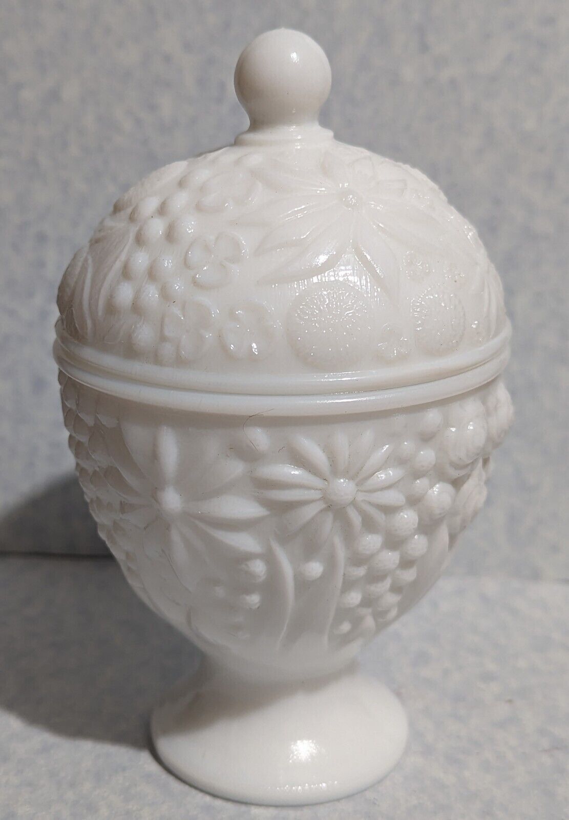 Vntg White Milk Glass Footed Covered Bowl Vanity Trinket Dish - Textured Florals