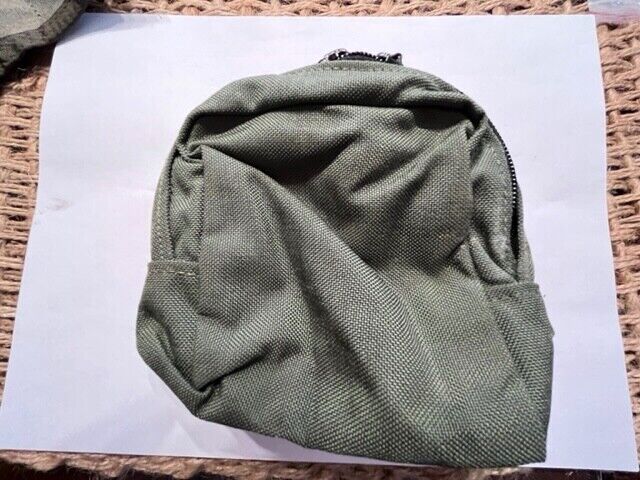 Pre MSA Paraclete Small utility pouch, NOS Smoke Green never issued