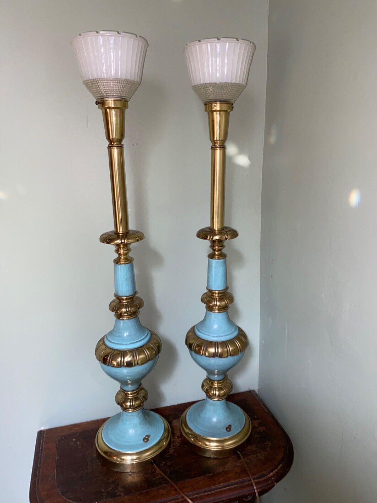 Mid Century Modern Stiffel Lamp Blue Swirl Ceramic Brass Pair 38 inch EUC Tourch