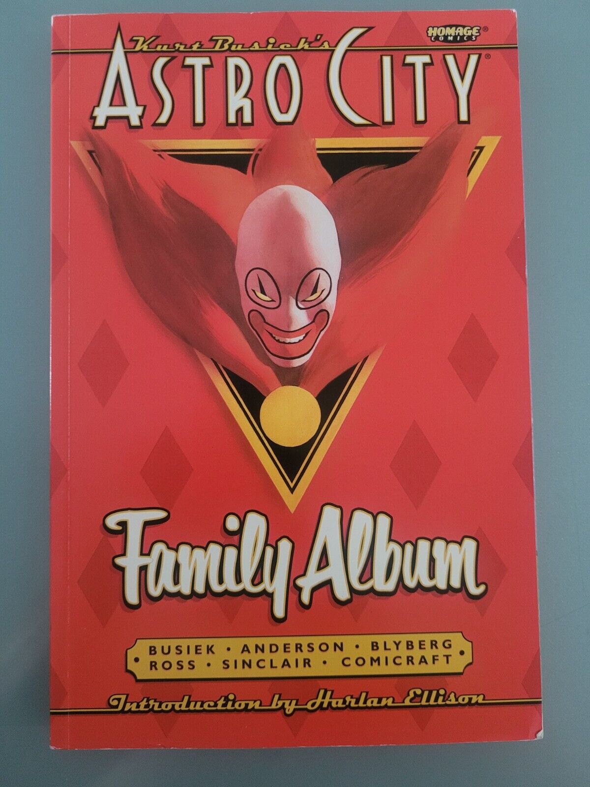 ASTRO CITY Volume 2 Family Album TPB COLLECTION 1998 IMAGE COMICS KURT BUSIEK