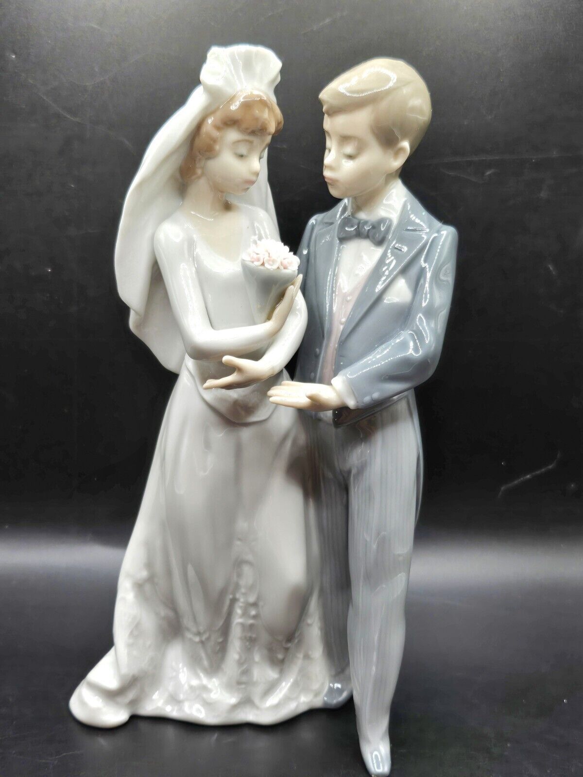 1991 LLADRO #5885 “FROM THIS DAY FORWARD” WEDDING BRIDE & GROOM RETIRED