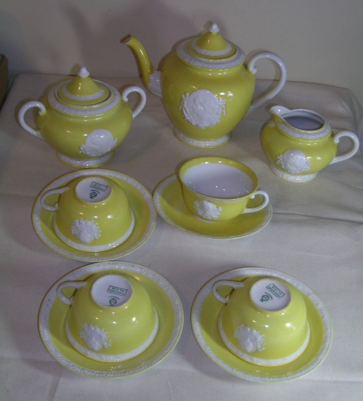 Vintage 11 Pc Musterschutz Yellow Cameo Union T Czech Tea/Coffee Set #4716