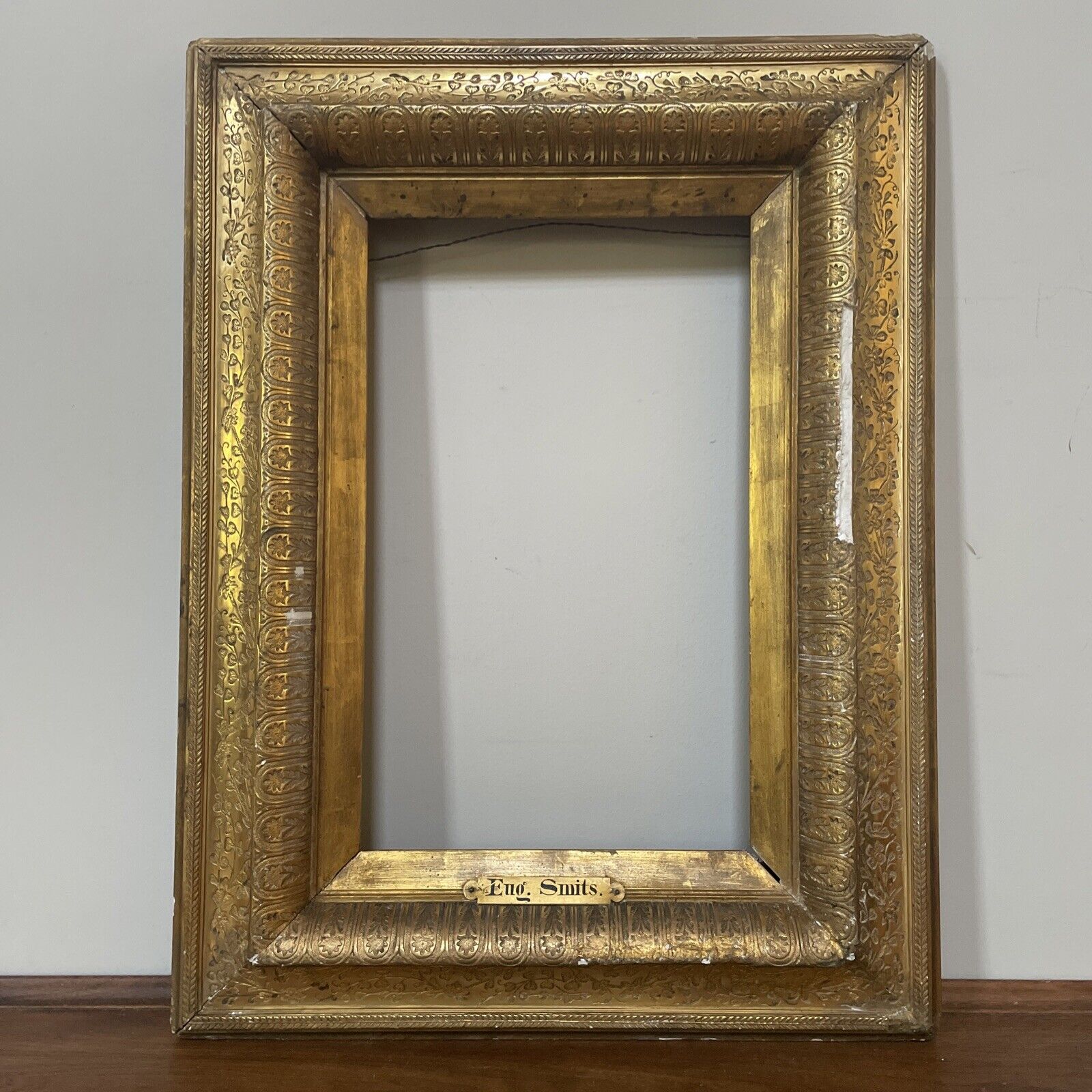 Rare EUG.SMITHS Victorian Large Gold Gilded Ornate Heavy Wooden Art Frame