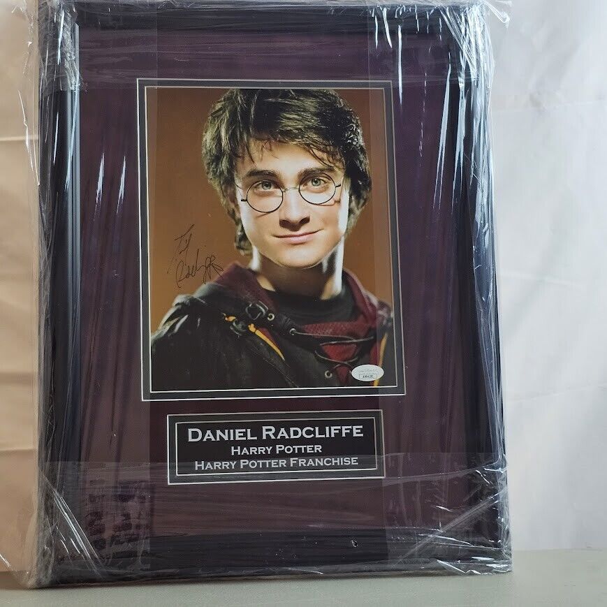 Daniel Radcliffe Signed Harry Potter and The Goblet of Fire photo JSA COA