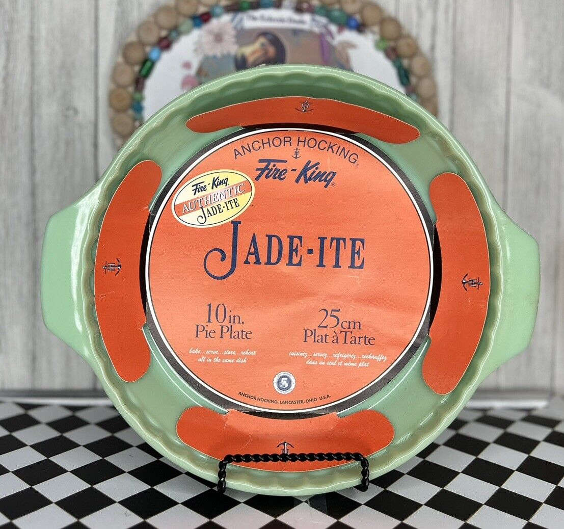 HTF Vtg. Fire King 2000 Jadeite Jadite Crimped Baking/Pie Plate  Original Labels