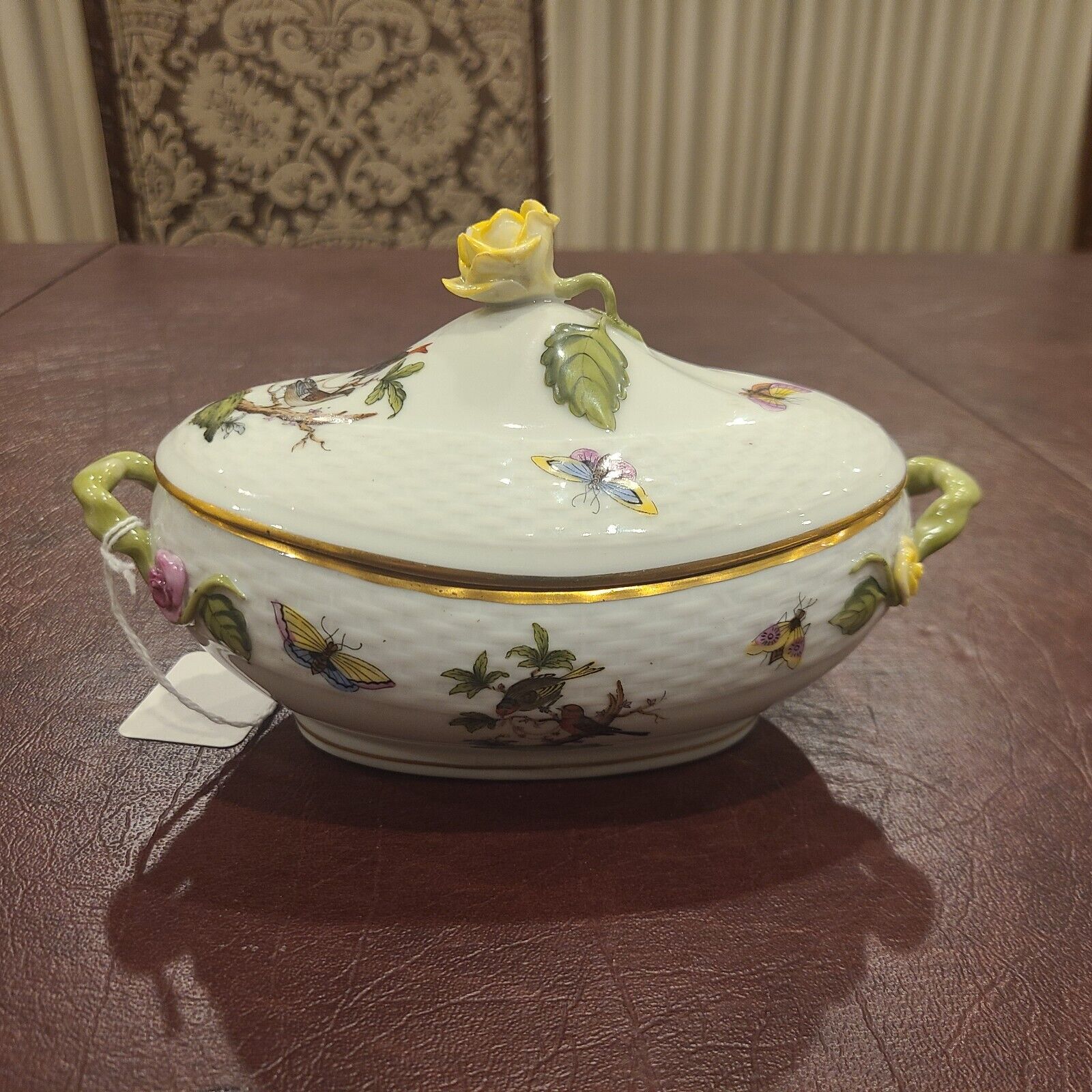 Herend Hungary Rothschild Porcelain Covered Oval Bonbon Dish W Roses & Butterfly
