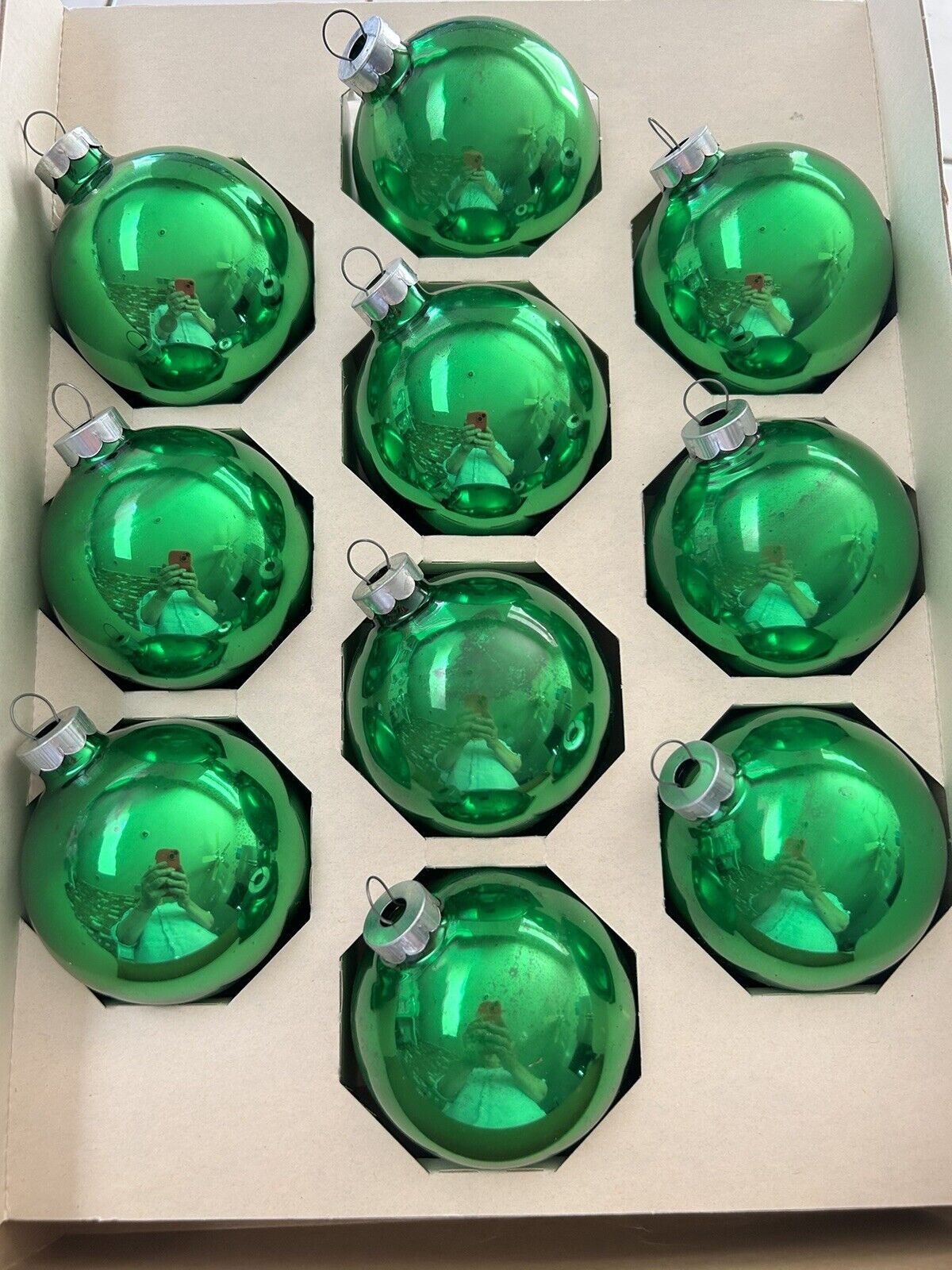 Vintage Bigger Holly Brand 10 Kelly GREEN Glass Ornaments