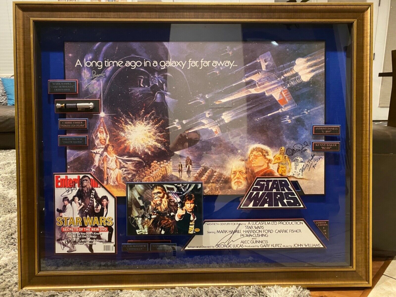STAR WARS ONE OF A KIND SIGNED BY CAST 3D BOX FRAMED PICTURE