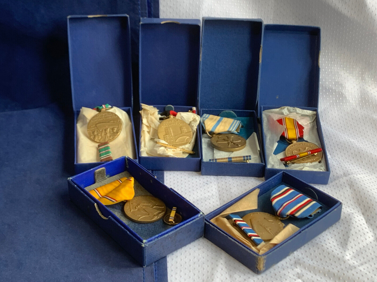 Vtg Medal Campaign & Service Military Medals Lot in Boxes Defense Service Award