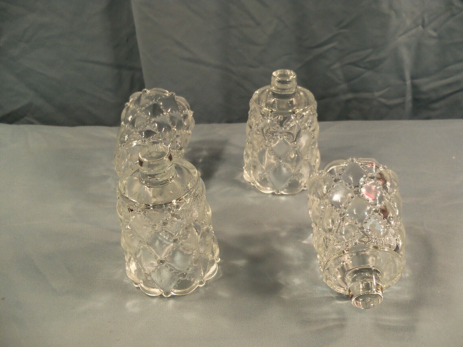 Set of 4 Clear Glass Diamond Quilt Pegged Votive Candle Holders