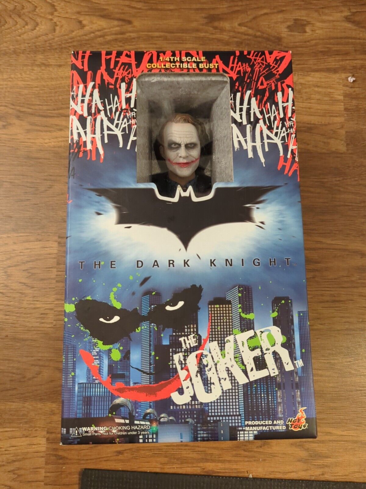 Open Box Hot Toys The Dark Knight Joker 1/4 Scale Heath Ledger Bust DC Comics
