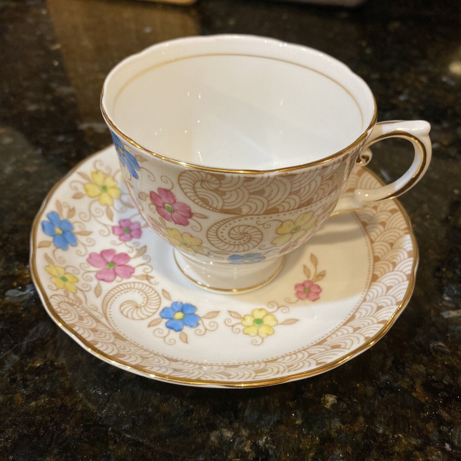 Vintage Tuscan Fine Bone China Tea Cup and Saucer England Floral Gold trim
