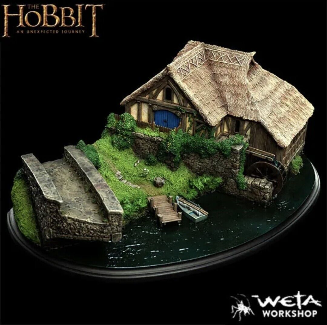 Weta Collectibles The Hobbit Hobbiton Mill and Bridge Polystone Environment New