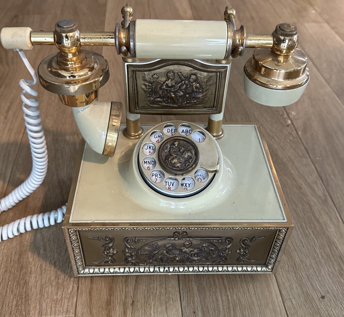 Vintage  Rotary Dial Phone Cream/Gold Tone  French Syle VICTORIAN COUPLE