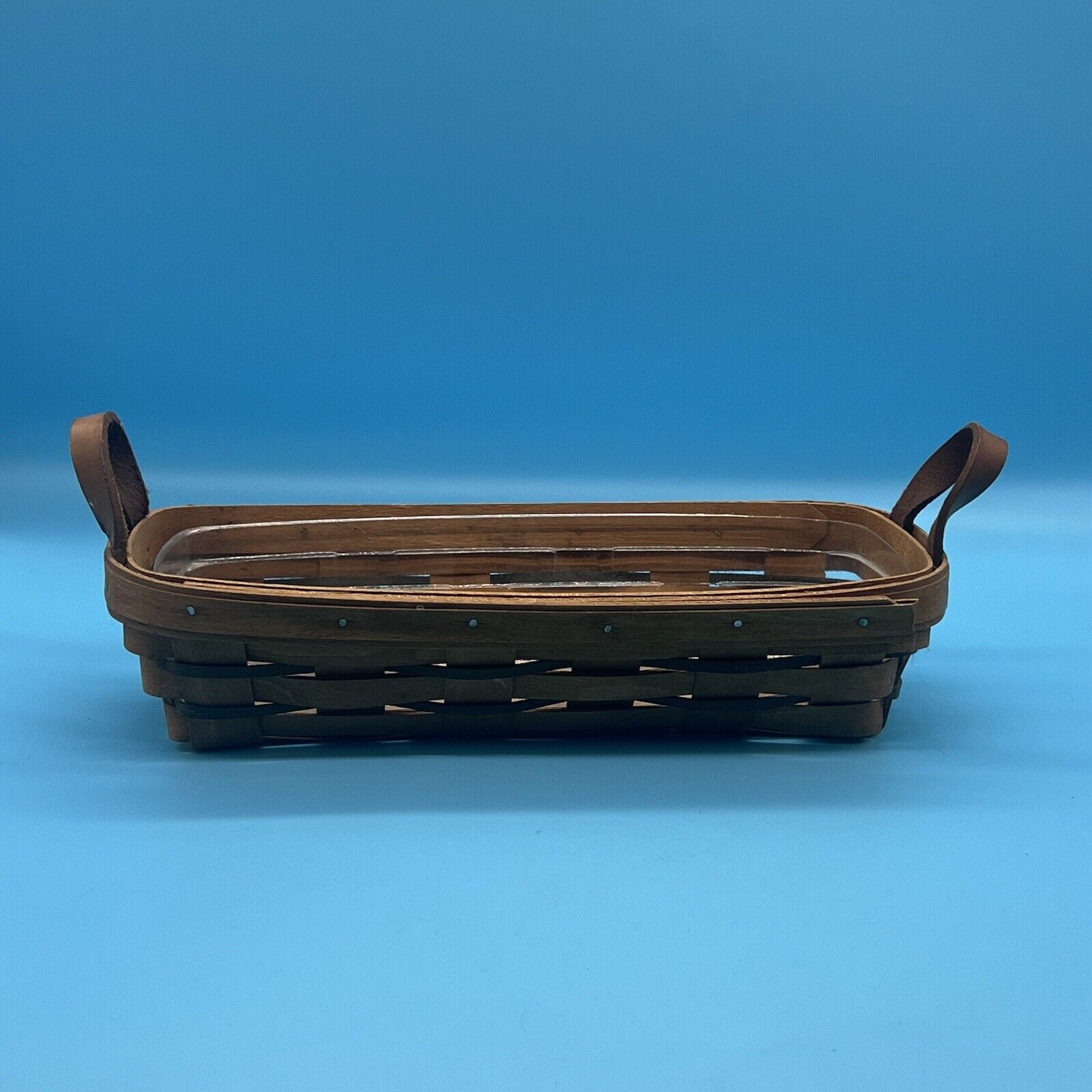 1991 LONGABERGER HEARTLAND MUFFIN / Cracker  BASKET With Leather Handle ￼