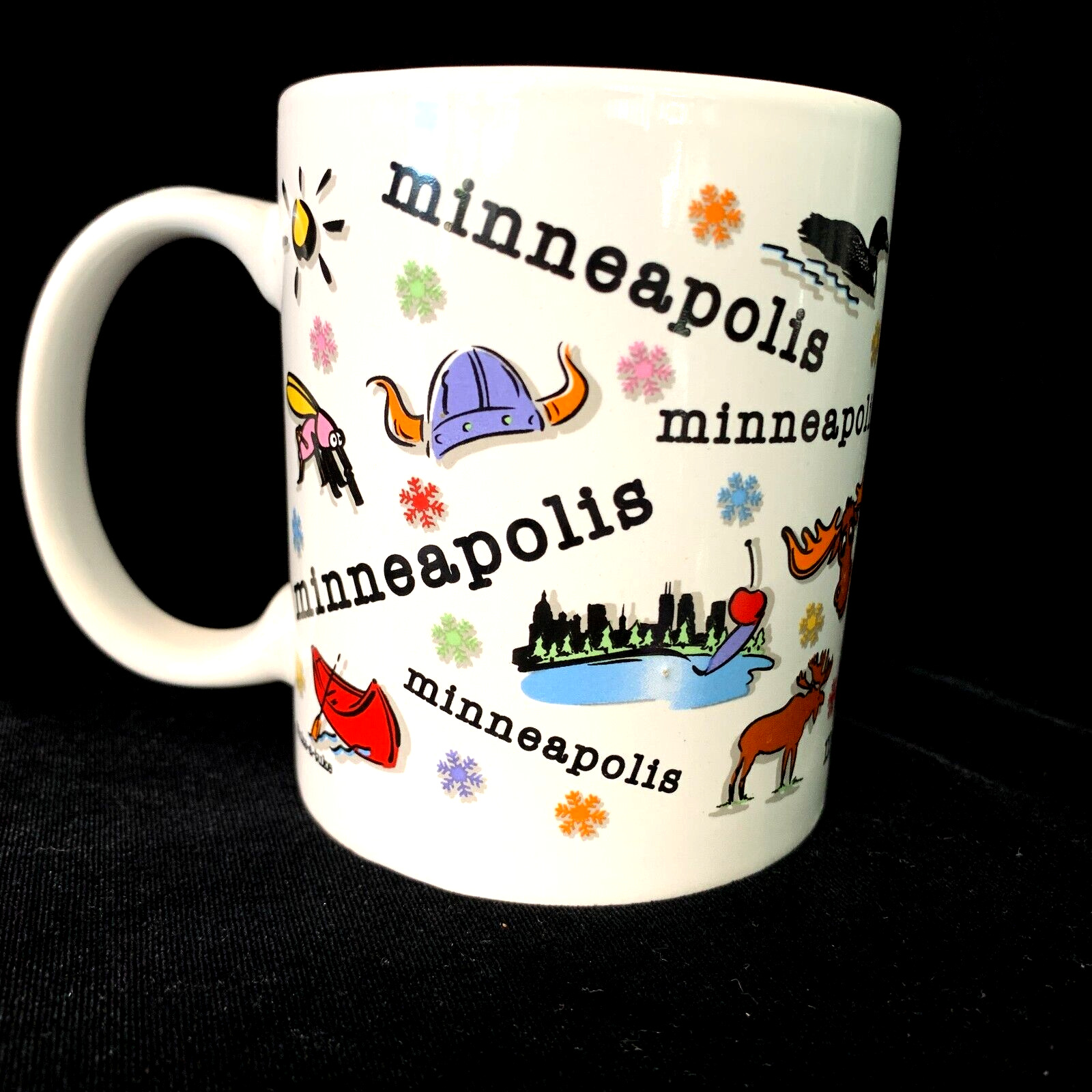 MINNEAPOLIS Minnesota  Mug Vikings Moose Canoe Mosquito Cherry Spoon LUKE-A-TUKE