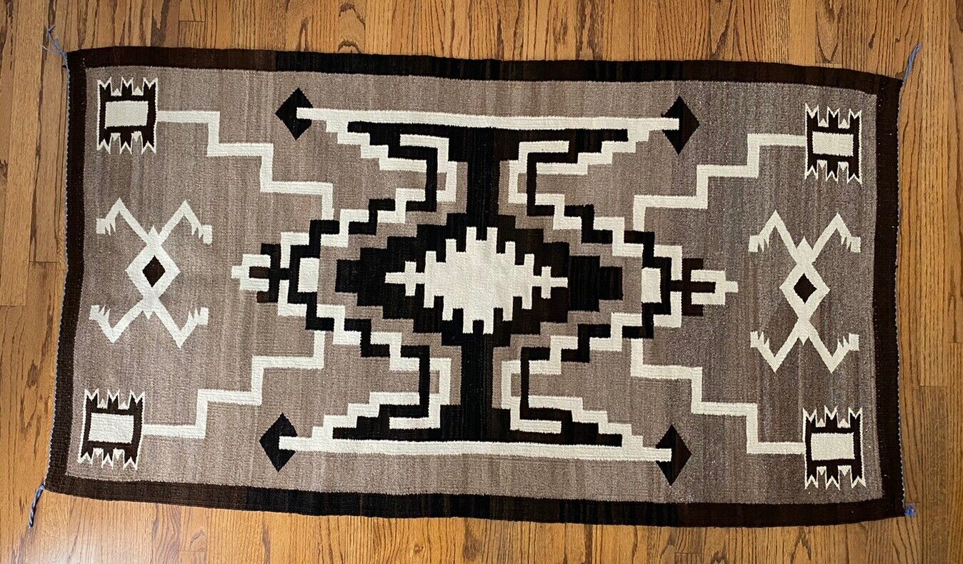 Navajo Woven Rug - Unique Storm Pattern - Natural Wool Color - Diamond Center