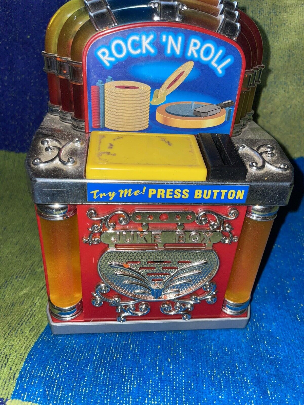 1996 Funrise Toy Rock N\' Roll Musical Juke Box Piggy Bank Has Short Read