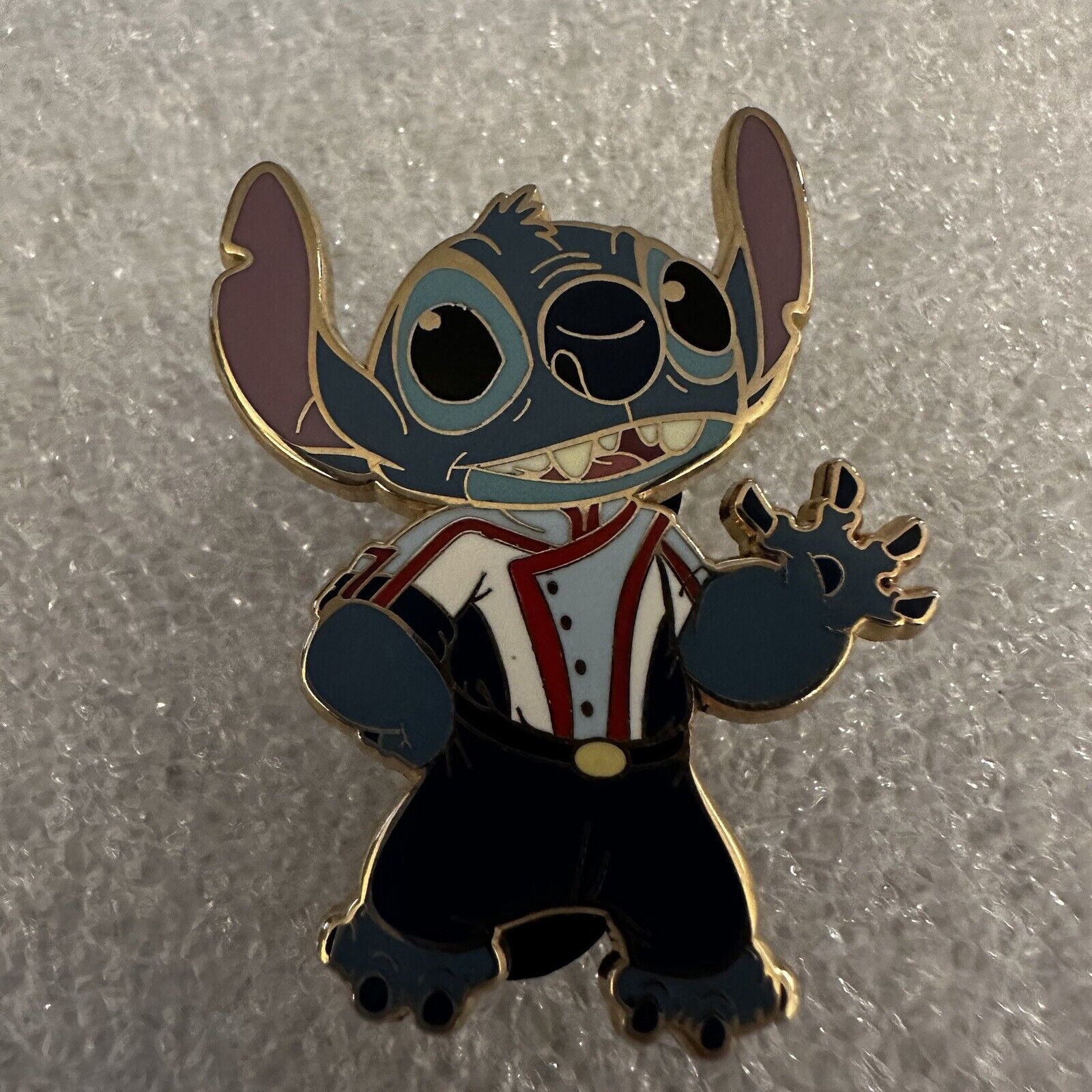 DISNEY WDI STITCH DRESSED IN CAST MEMBER COSTUMES MONORAIL PIN ON CARD LE 300