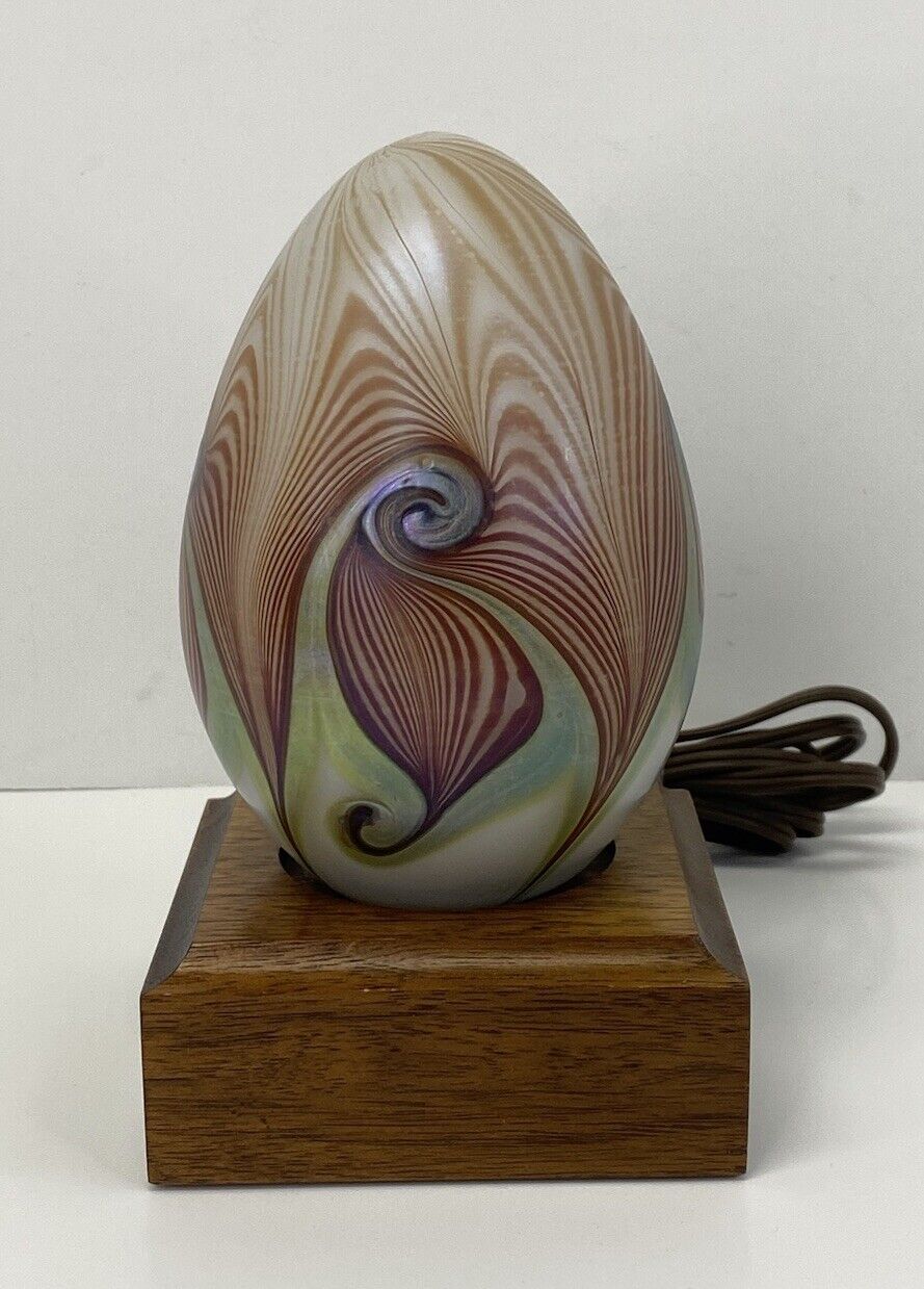 Signed Vandermark Art Glass Swirl Iridescent Egg With Lighted Wood Stand - EXC