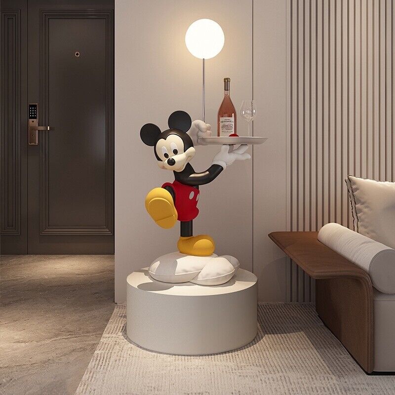 Disney Mickey Mouse floor lamp 3.5 feet touch. Wonderful and exclusive