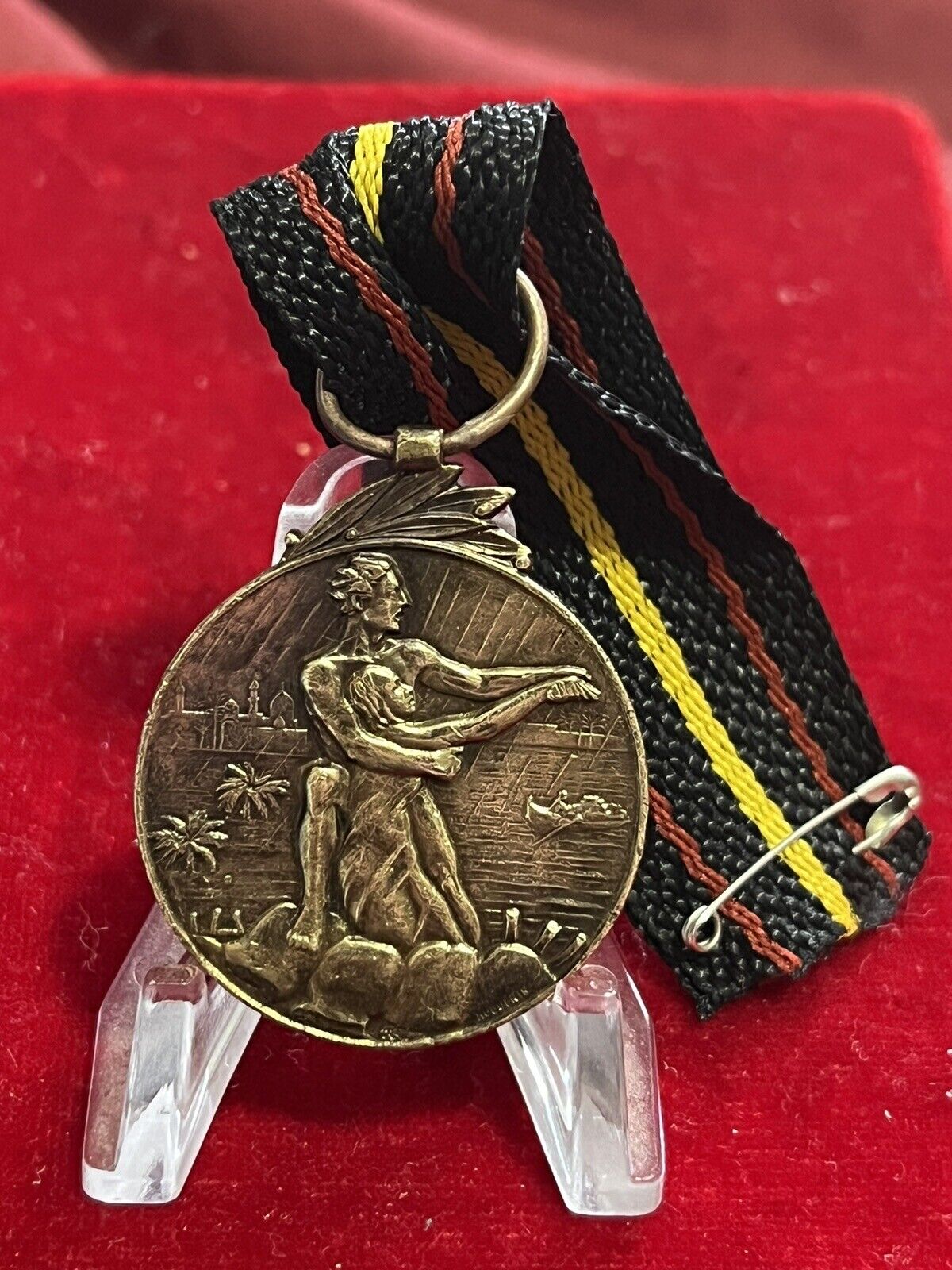 Iraq- Vintage Iraqi Kingdom 1954 Baghdad Flood Rescue Medal. غريق بغداد