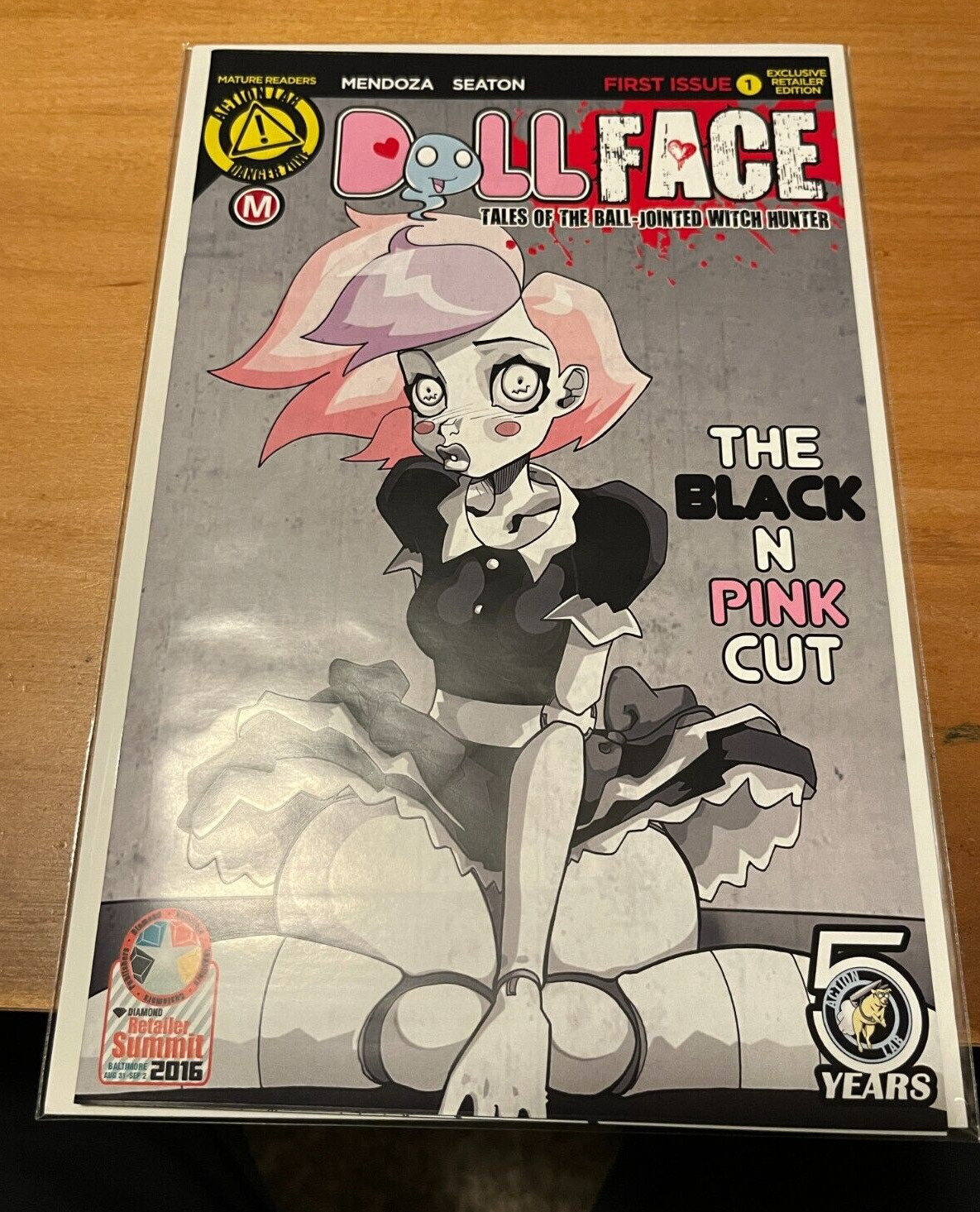DOLLFACE issue 1 (2016) The BLACK N PINK Cut RETAILER VARIANT VF+/NM- Mendoza