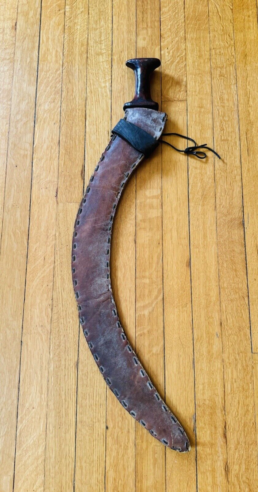 Ethiopian Shotel  Fighting Sword  - Antique 19th Century Native Blade w/Scabbard