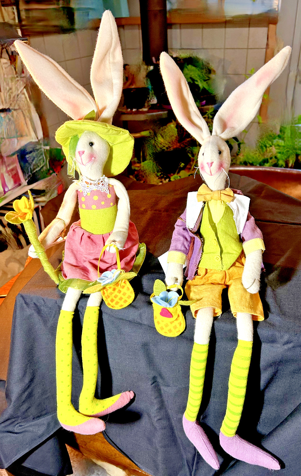 Vintage RAZ  Imports Easter Bunnies Mr. & Mrs. 25\
