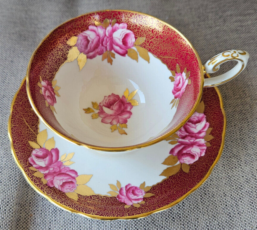 TUSCAN HEAVY GOLD CABBAGE ROSES HAND PAINTED TEACUP AND SAUCER SET RARE