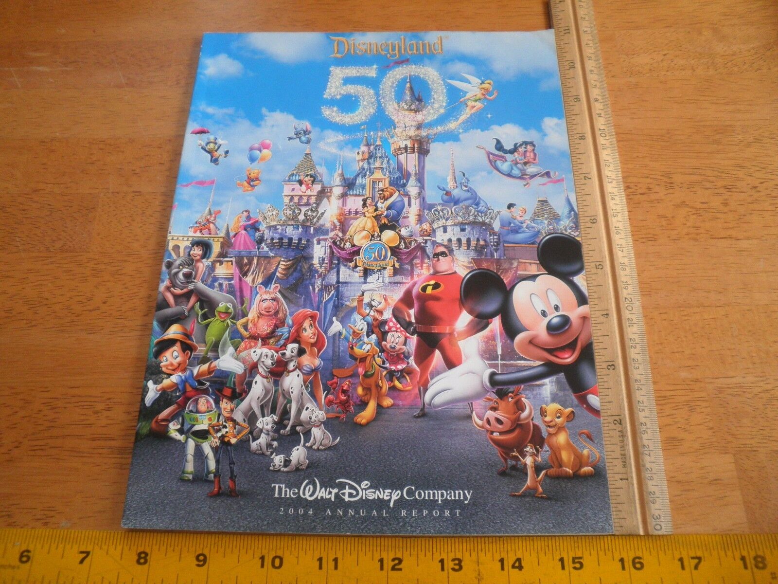 Disneyland The Walt Disney 2004 Annual Company Report magazine Stock prospectus