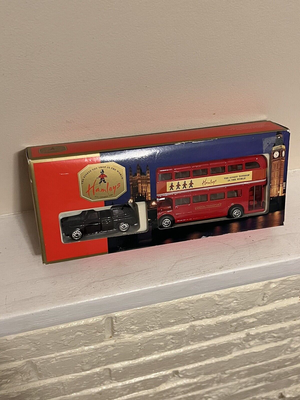 Hamley's Toy Traditional London Taxi And Bus
