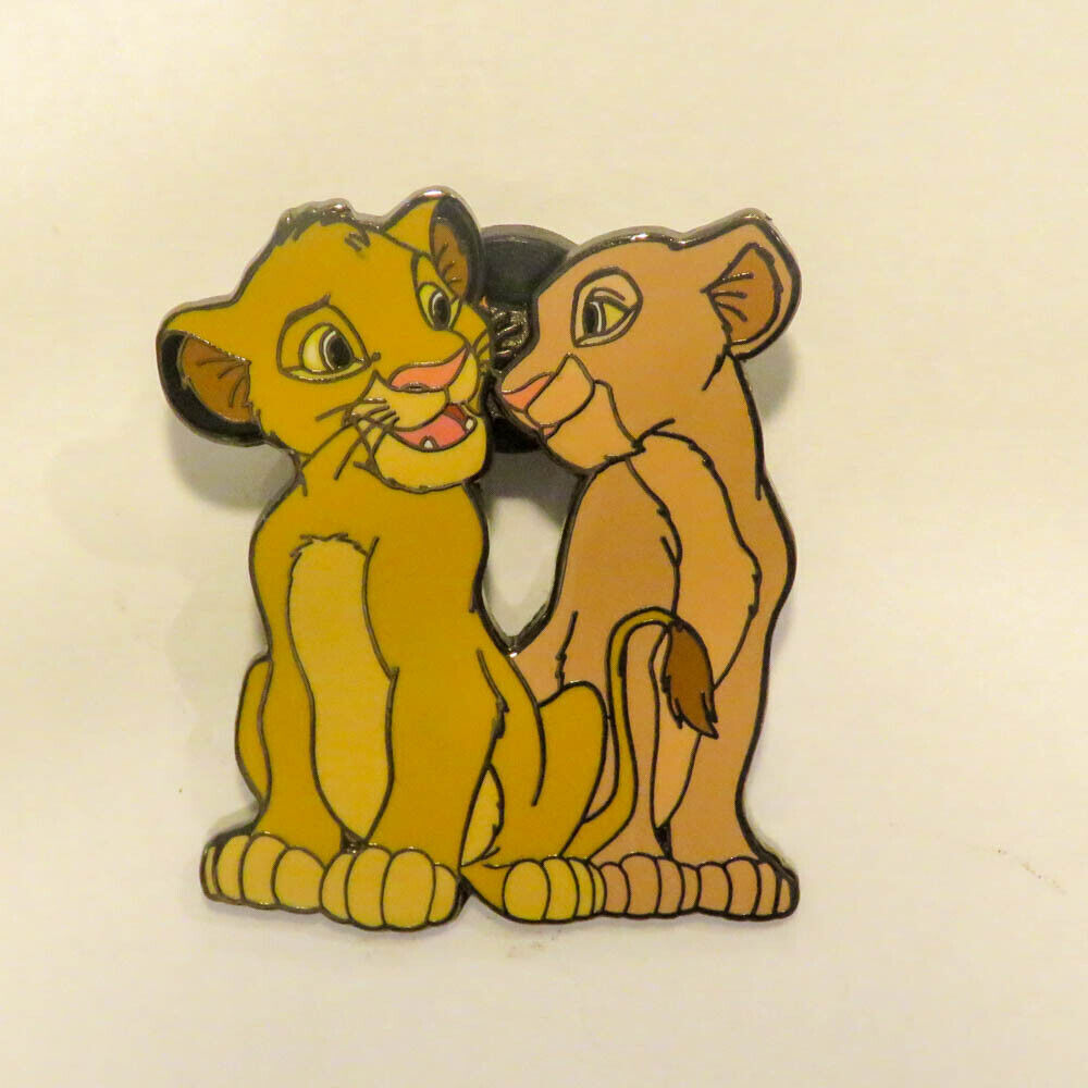 Disney Simba and Nala Lion King Character Surprise LE Pin