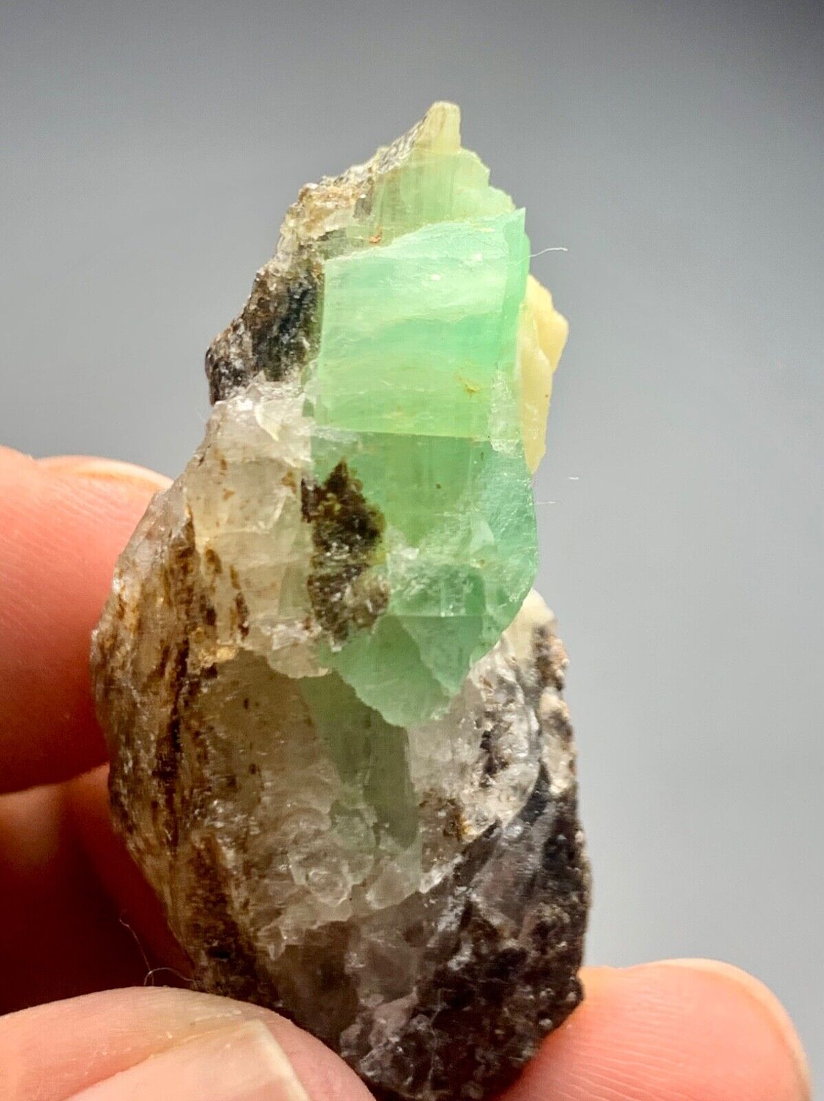 101Cts Emerald Crystal specimen From Pakistan