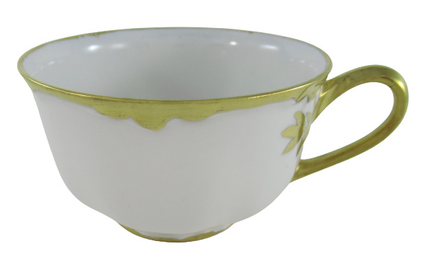 Vintage Hutschenreuther Selb Bavaria Porcelain Tea Cup Gold Trim Gold Handle