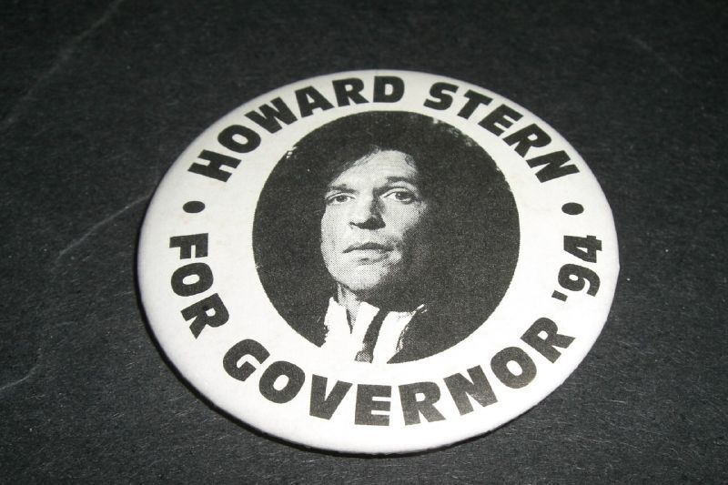 1994 HOWARD STERN FOR GOVERNOR MINT PIN 2\