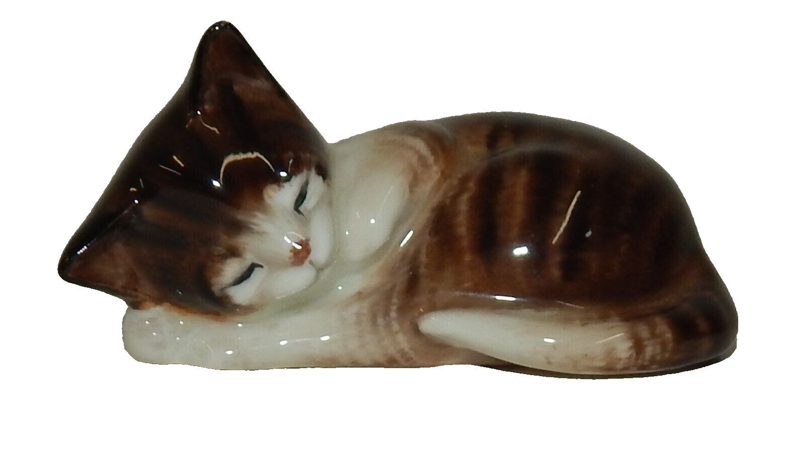 Vintage Royal Doulton England Bone China Sleeping Tiger Cat Figurine