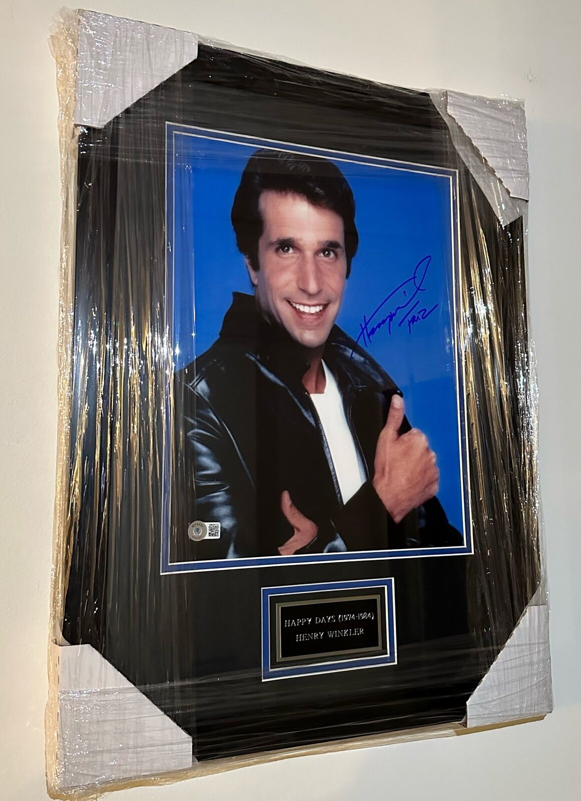 Henry Winkler Happy Days Autographed Framed Photograph Authenticated by Beckett