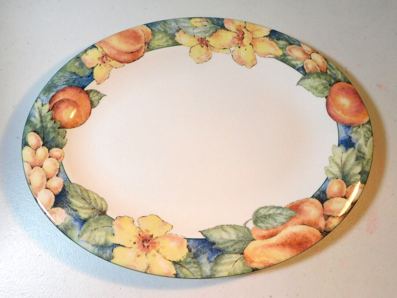 ROYAL DOULTON EVERYDAY GEORGIA T.C 1208 OVAL SERVING PLATTER (S) ENGLAND 13 1/8\