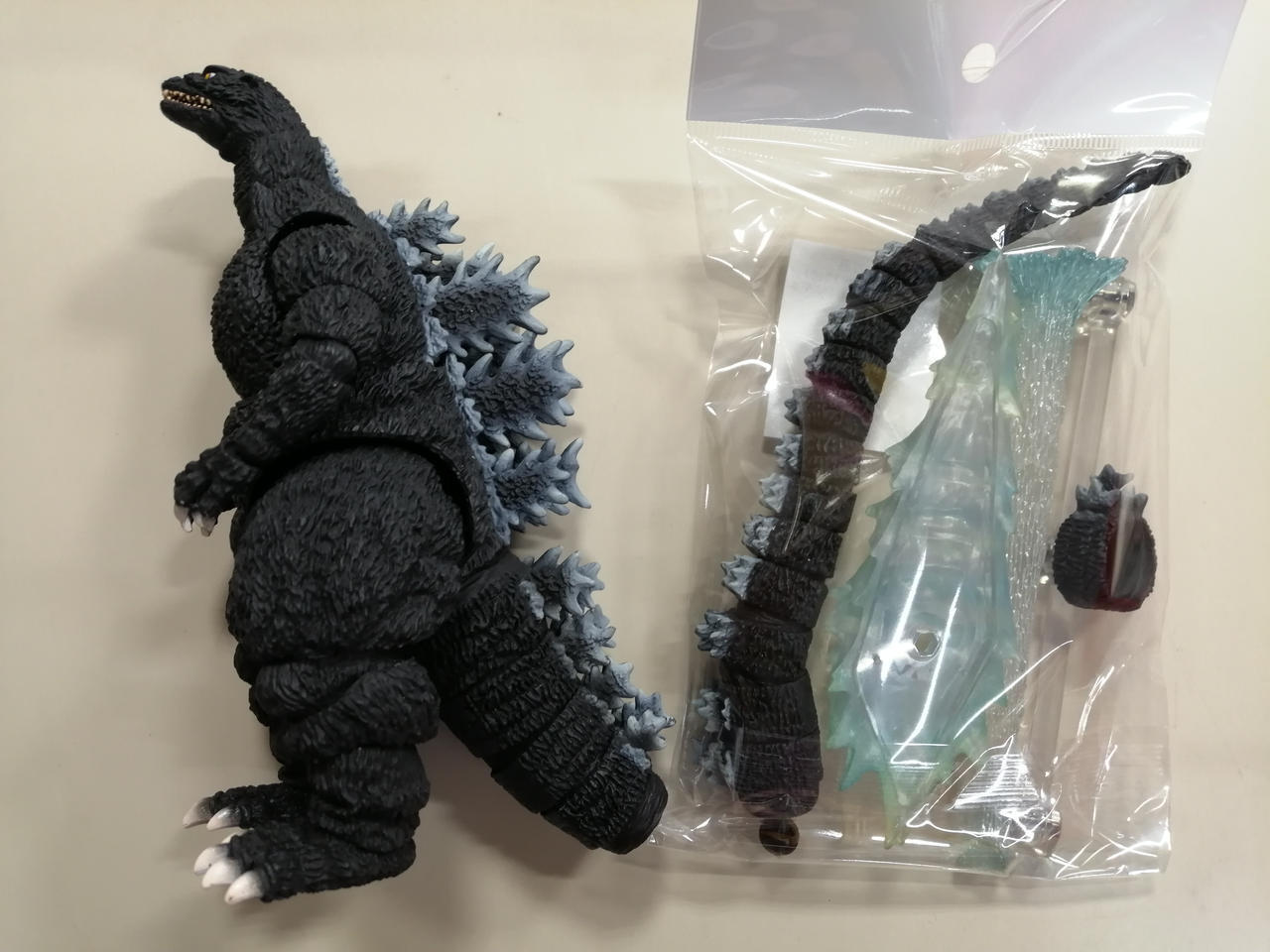 Bandai Godzilla With Heat Ray Effect S.H.Monsterarts FIgure Toy Japan