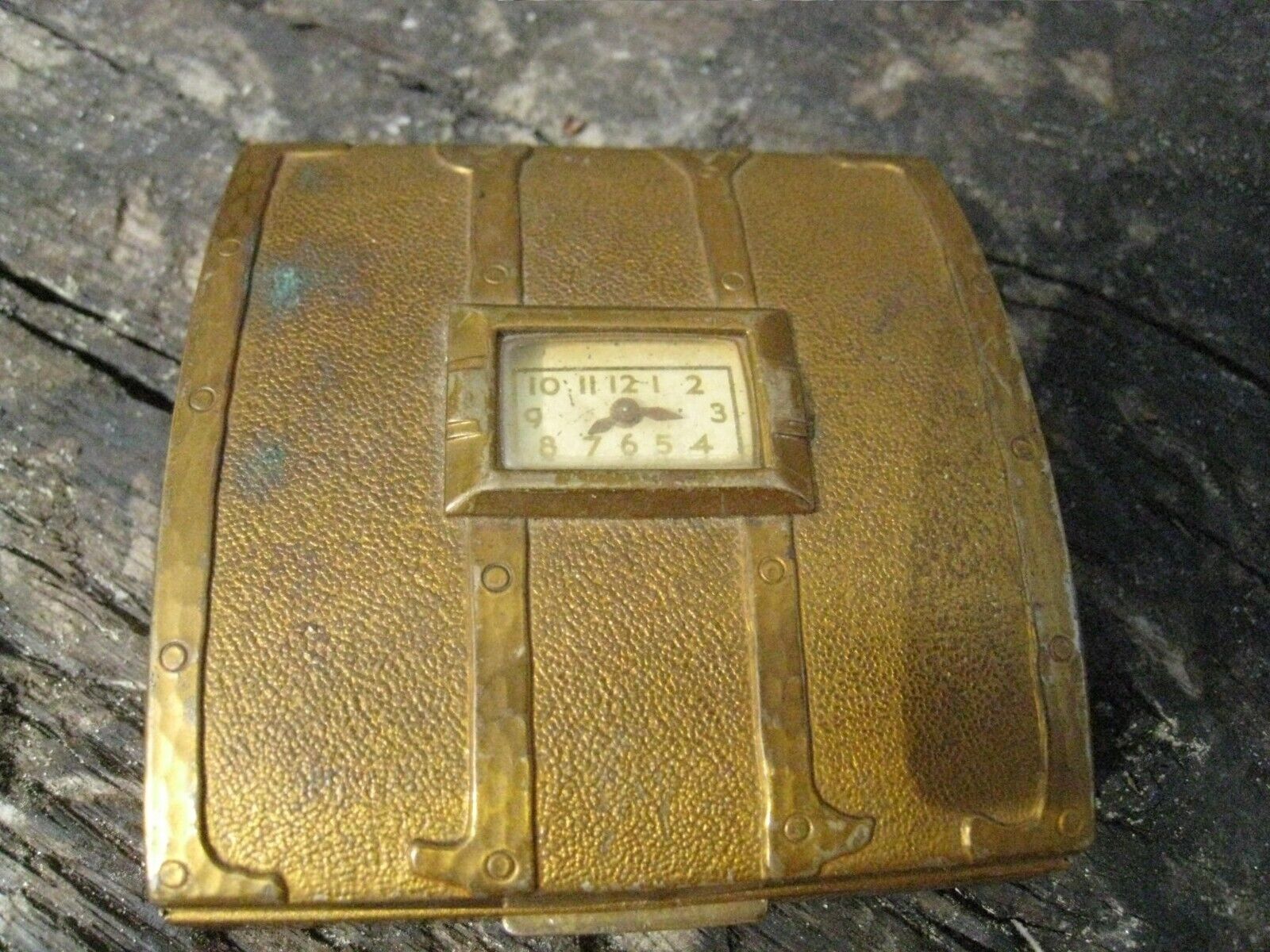 Evans Treasure Chest Compact With E. Ingraham Co. Clock untested light wear