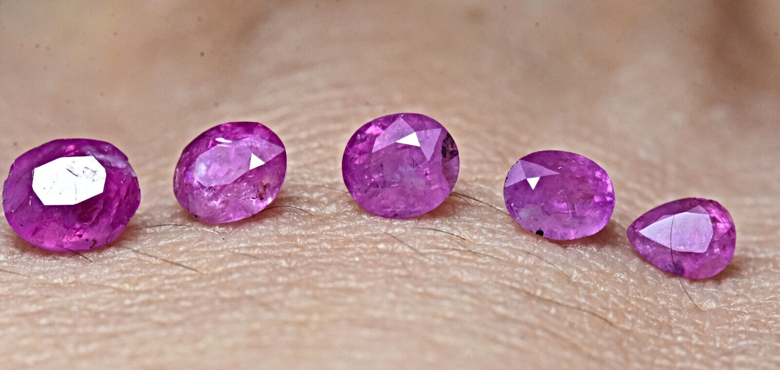 1.75 Carat Five Pieces Natural Faceted Ruby Gemstone Lot