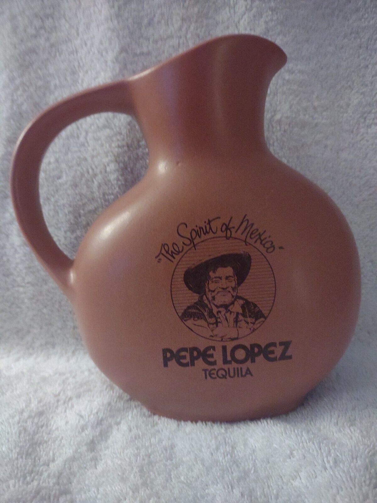 VTG Water Pitcher Vase Spirit of Mexico Jug Pepe Lopez Tequila Bar Clay Jose’s