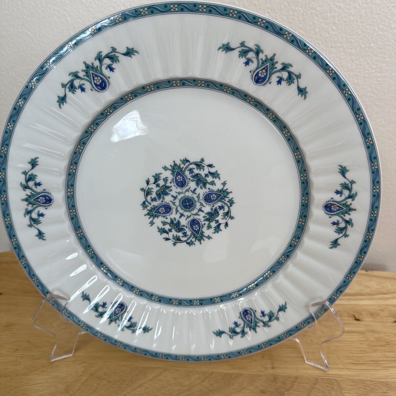 Towle Teheran Royale Limoges  Inspired Blue White Porcelain Plate 10.5\