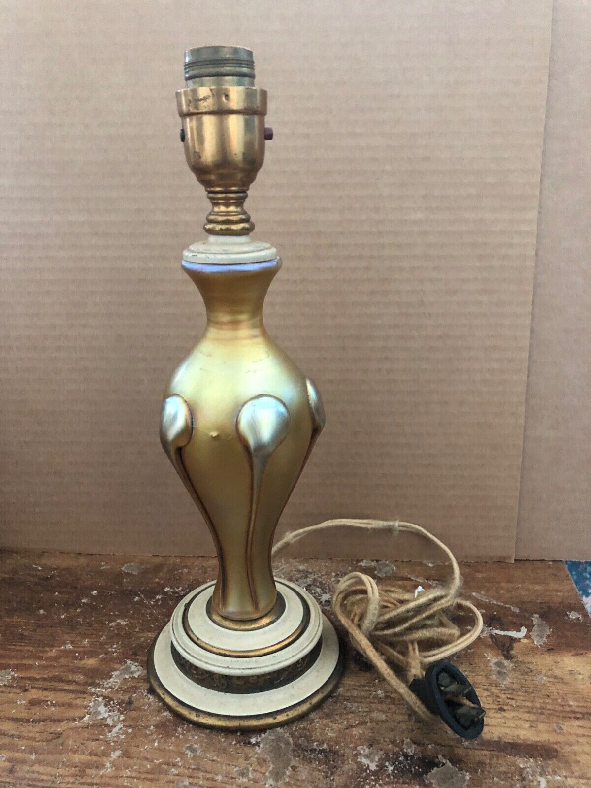 Gorgeous ART GLASS Gold Aurene Iridescent Table Lamp STEUBEN QUEZEL Nouveau