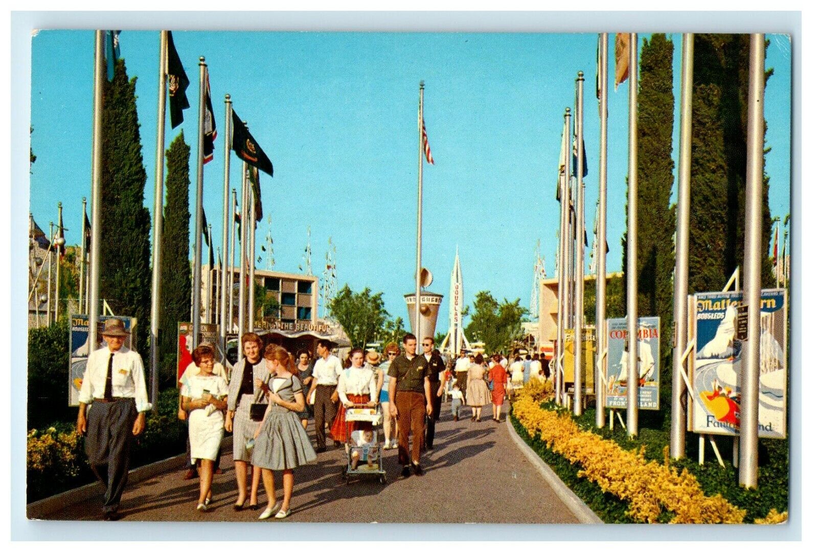 c1960\'s Disneyland Entrance To Tomorrowland Magic Kingdom Anaheim CA Postcard